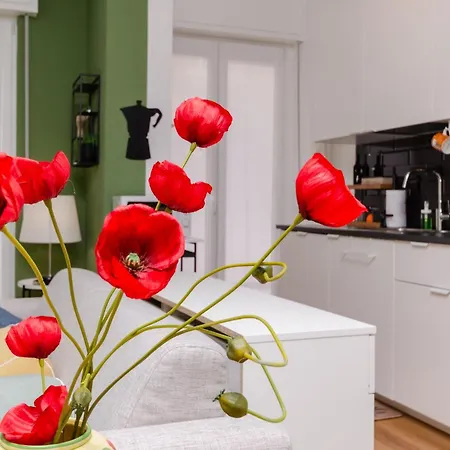 Apartment Vivimi Fiordalisi Stile & Comfort Vicino Metro Milan
