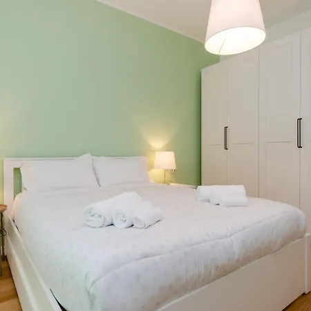 Vivimi Fiordalisi Stile & Comfort Vicino Metro Apartment