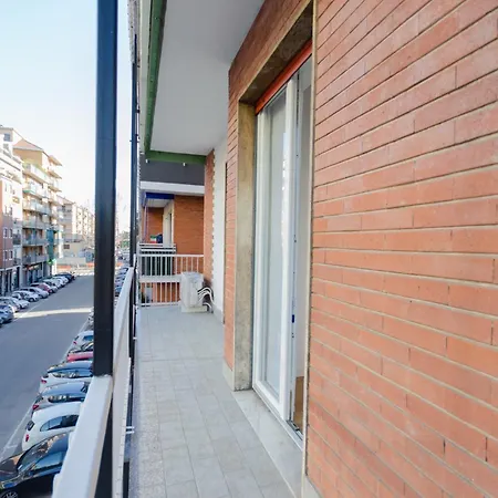 Apartment Vivimi Fiordalisi Stile & Comfort Vicino Metro Milan
