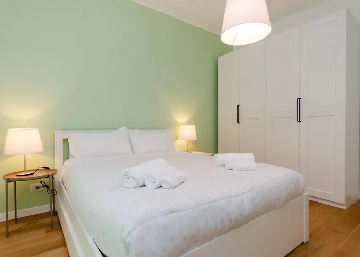 Vivimi Fiordalisi Stile & Comfort Vicino Metro דירה